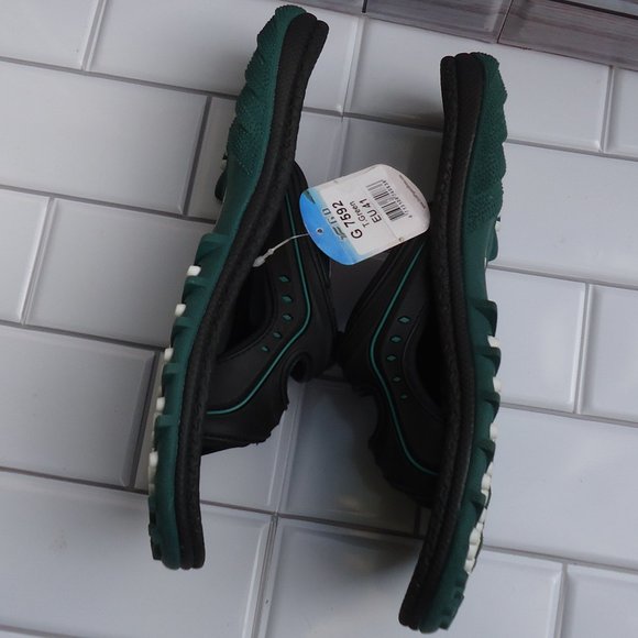 NWT. SIZE EU 41. GOLD PIGEON men’s slide sandals. main image 7